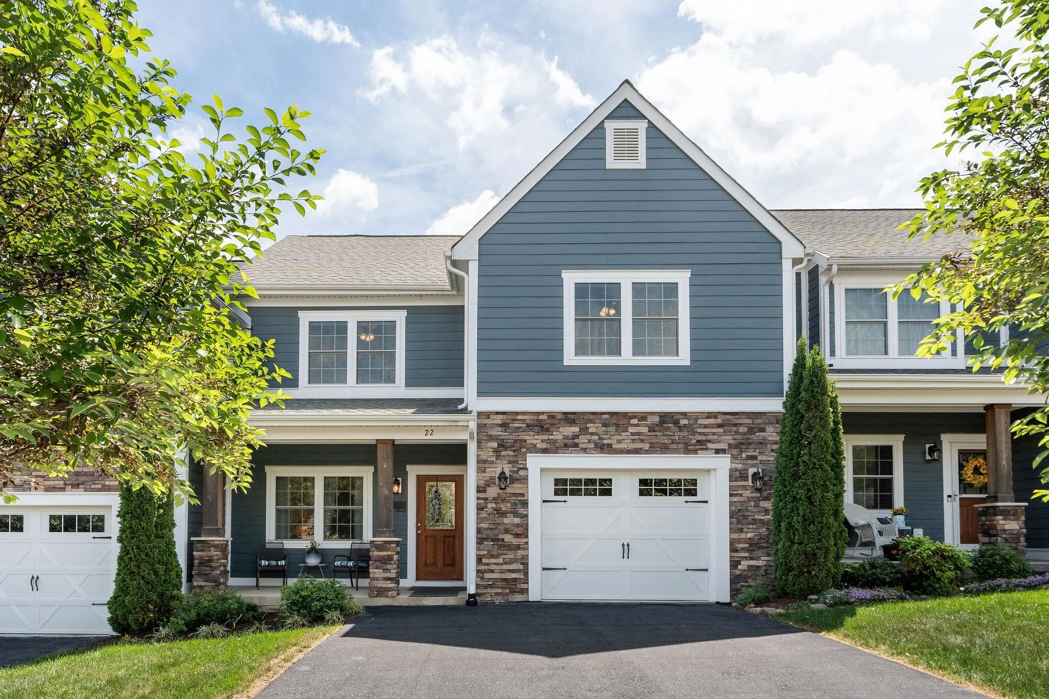 22 Spring View Dr