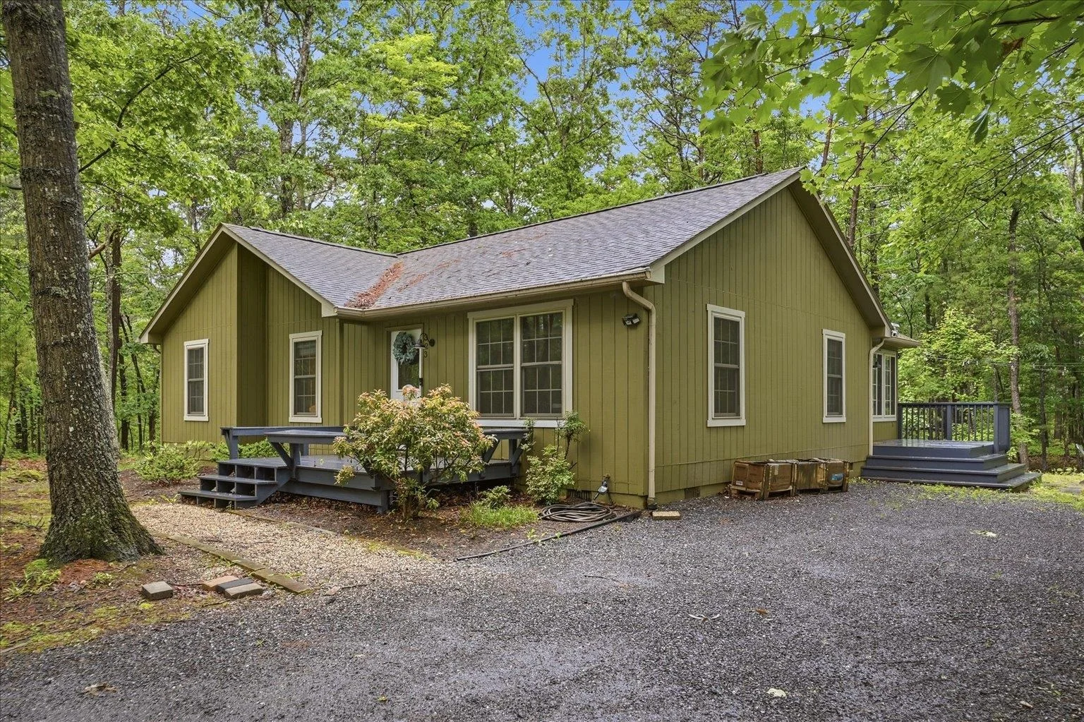323 Palmer Rd, Basye, VA, 22810