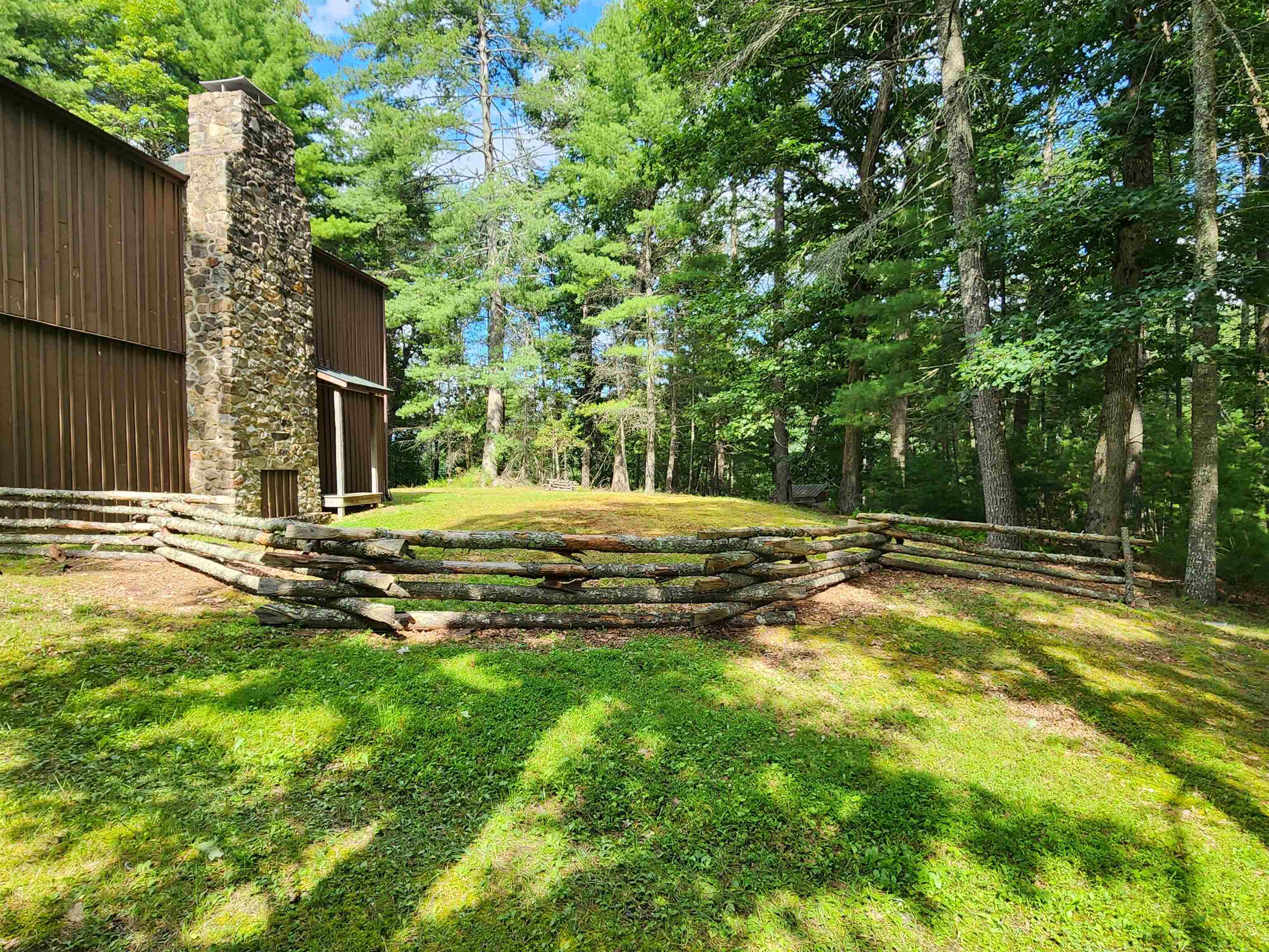 1242 COWPASTURE RIVER RD S