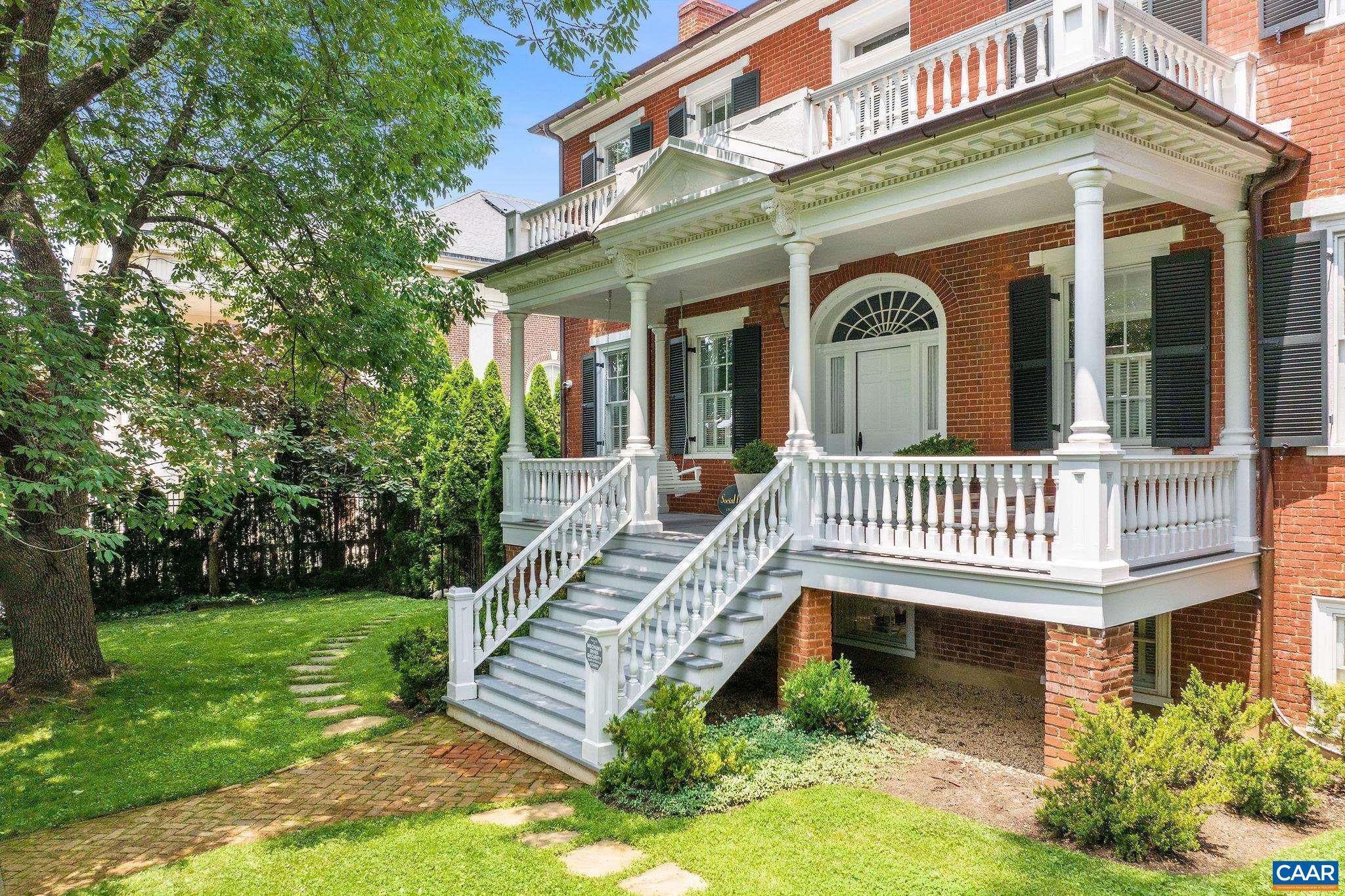 109 EAST JEFFERSON ST E