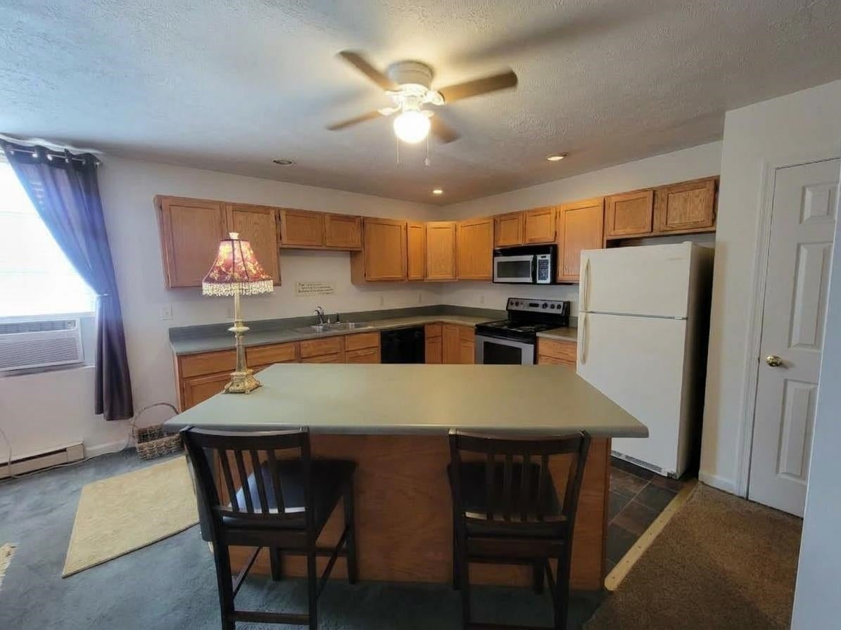 22 WAYNE AVE
