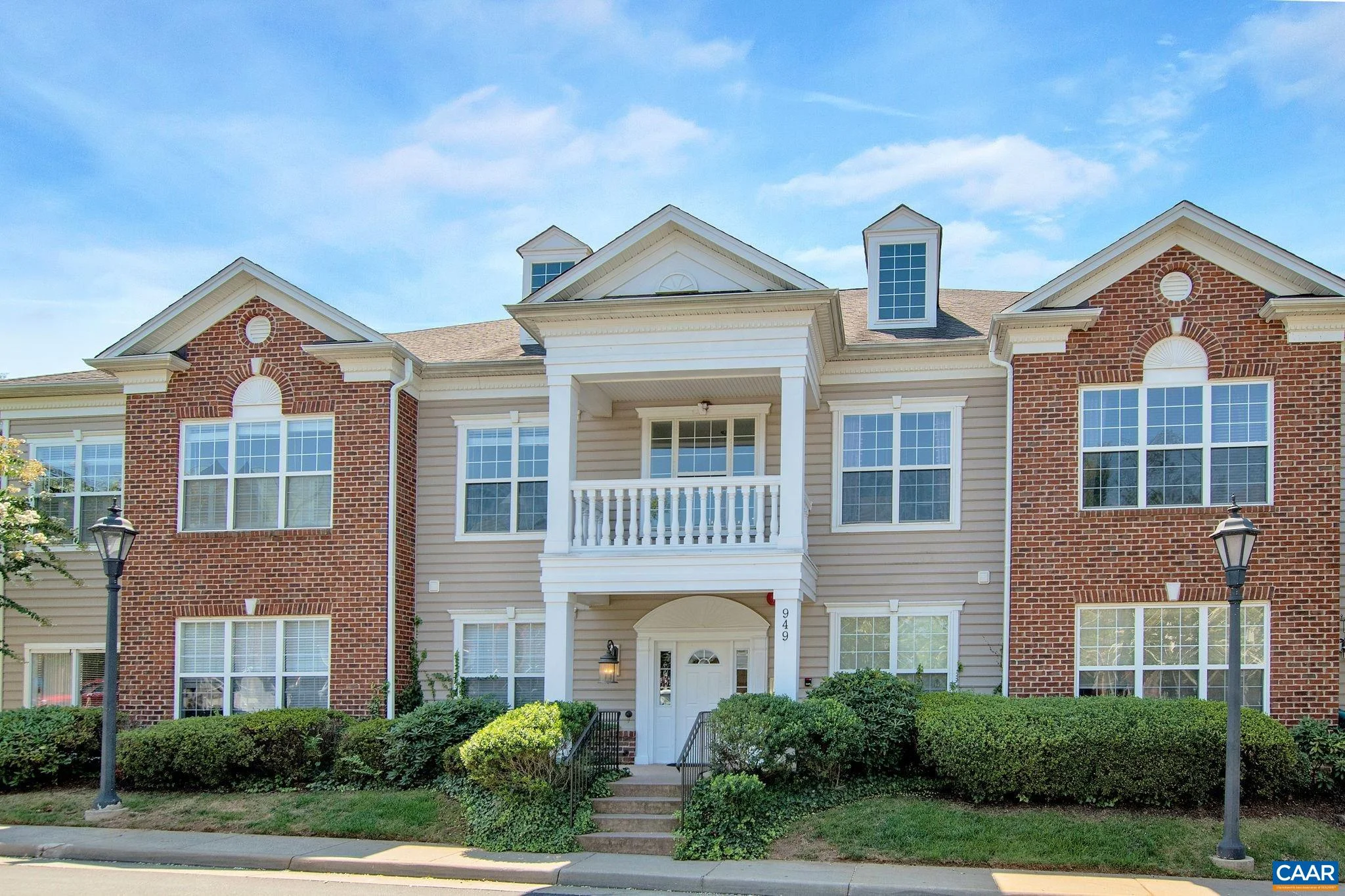 949 Glenwood Station Ln Unit 202