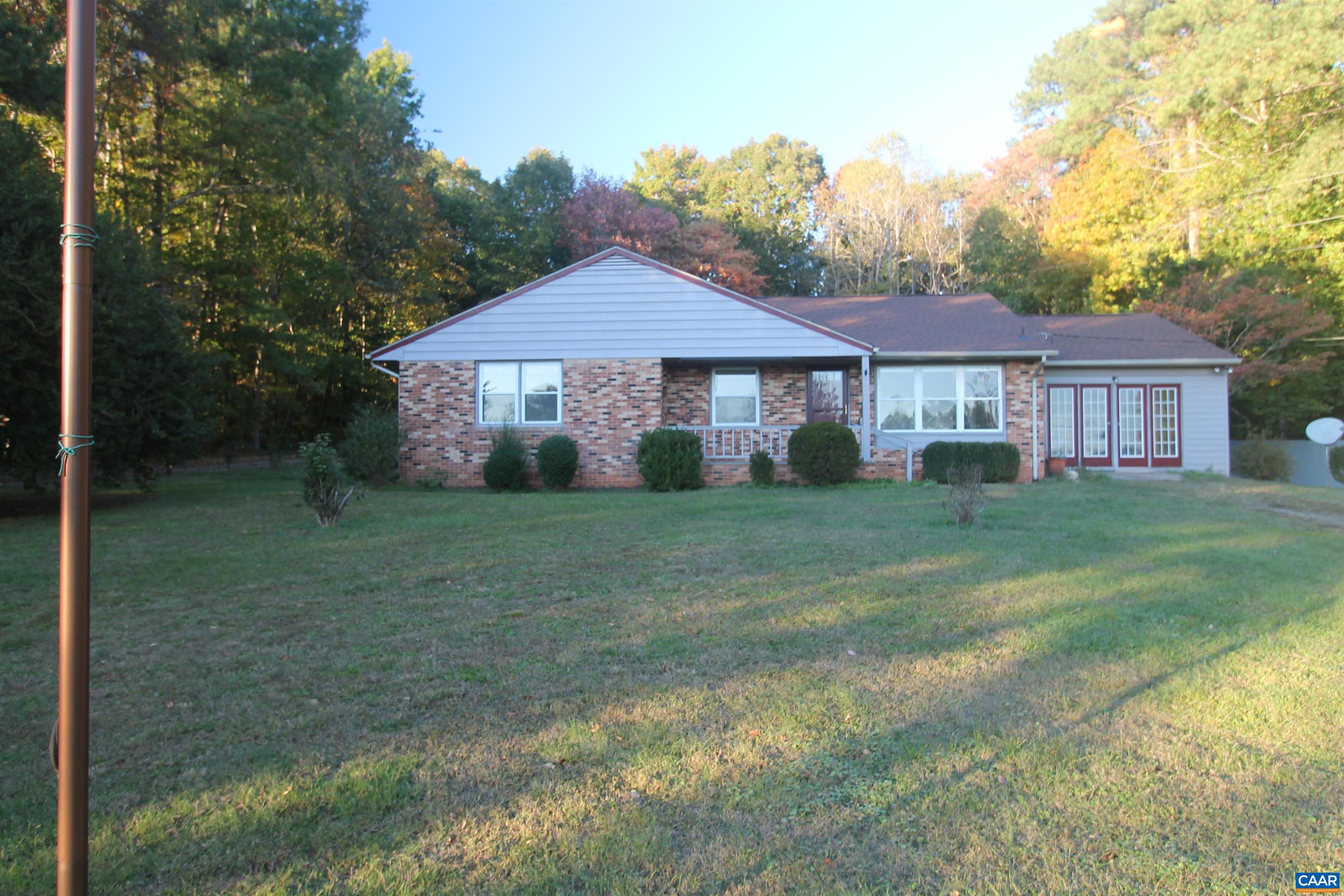 1138 THOMAS JEFFERSON PKWY