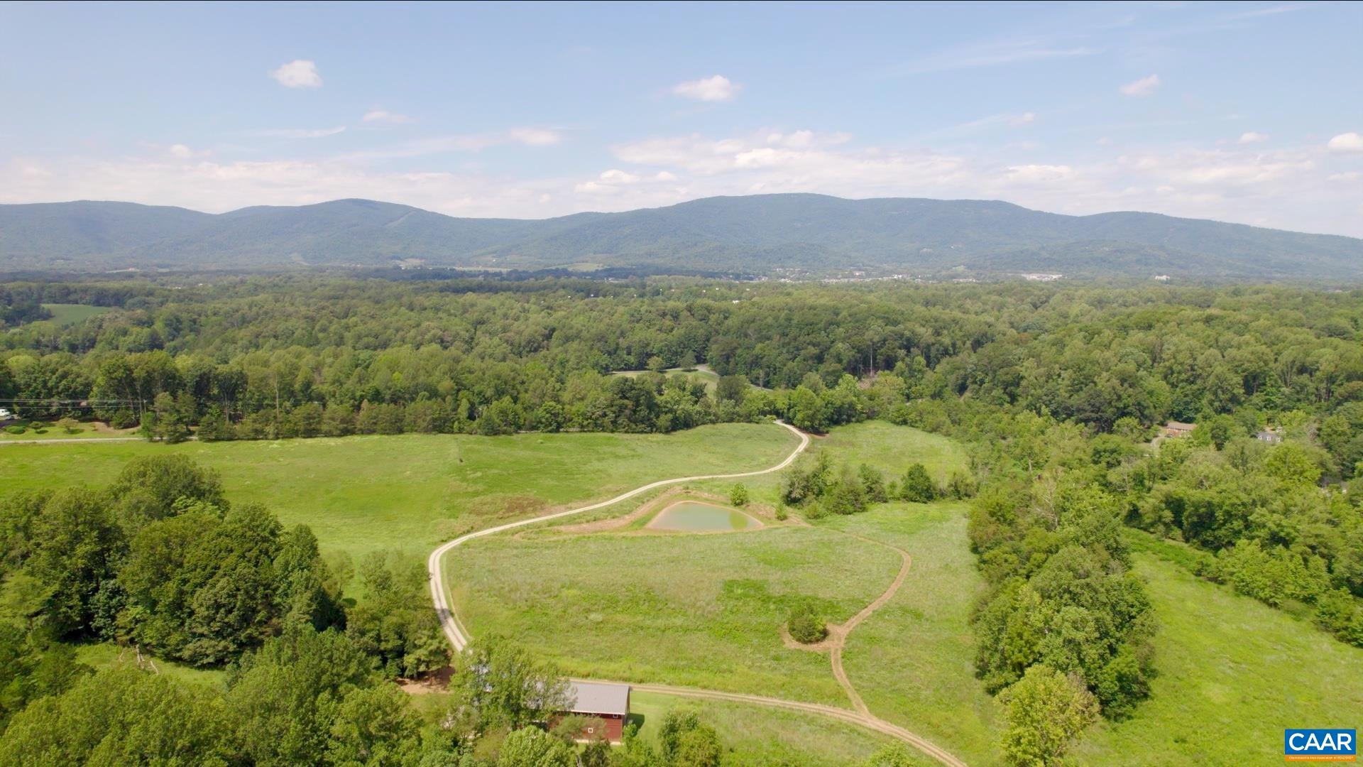 275 MILLER SCHOOL RD