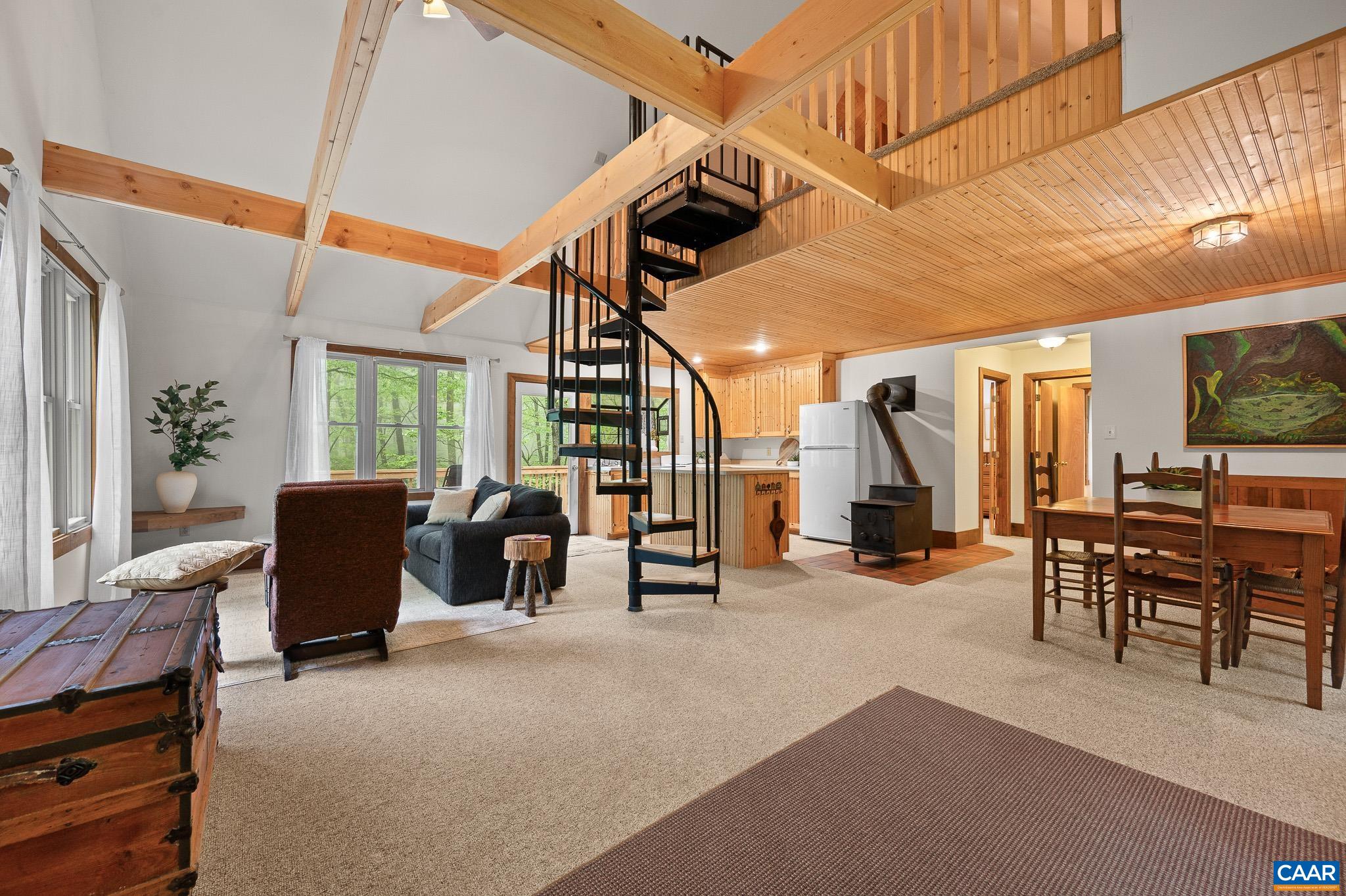 270 LITTLE CABIN RD