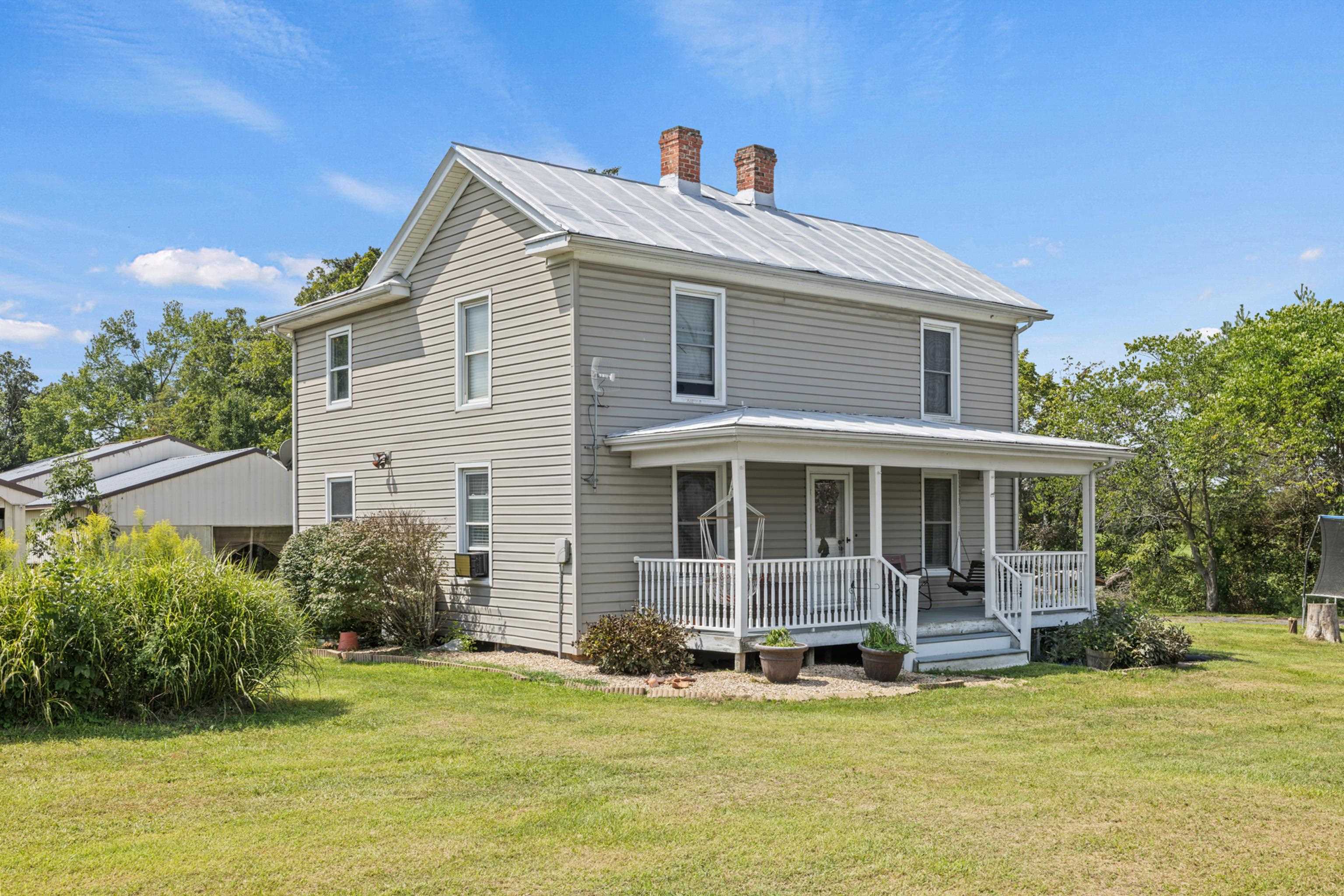 1589 DAM TOWN RD