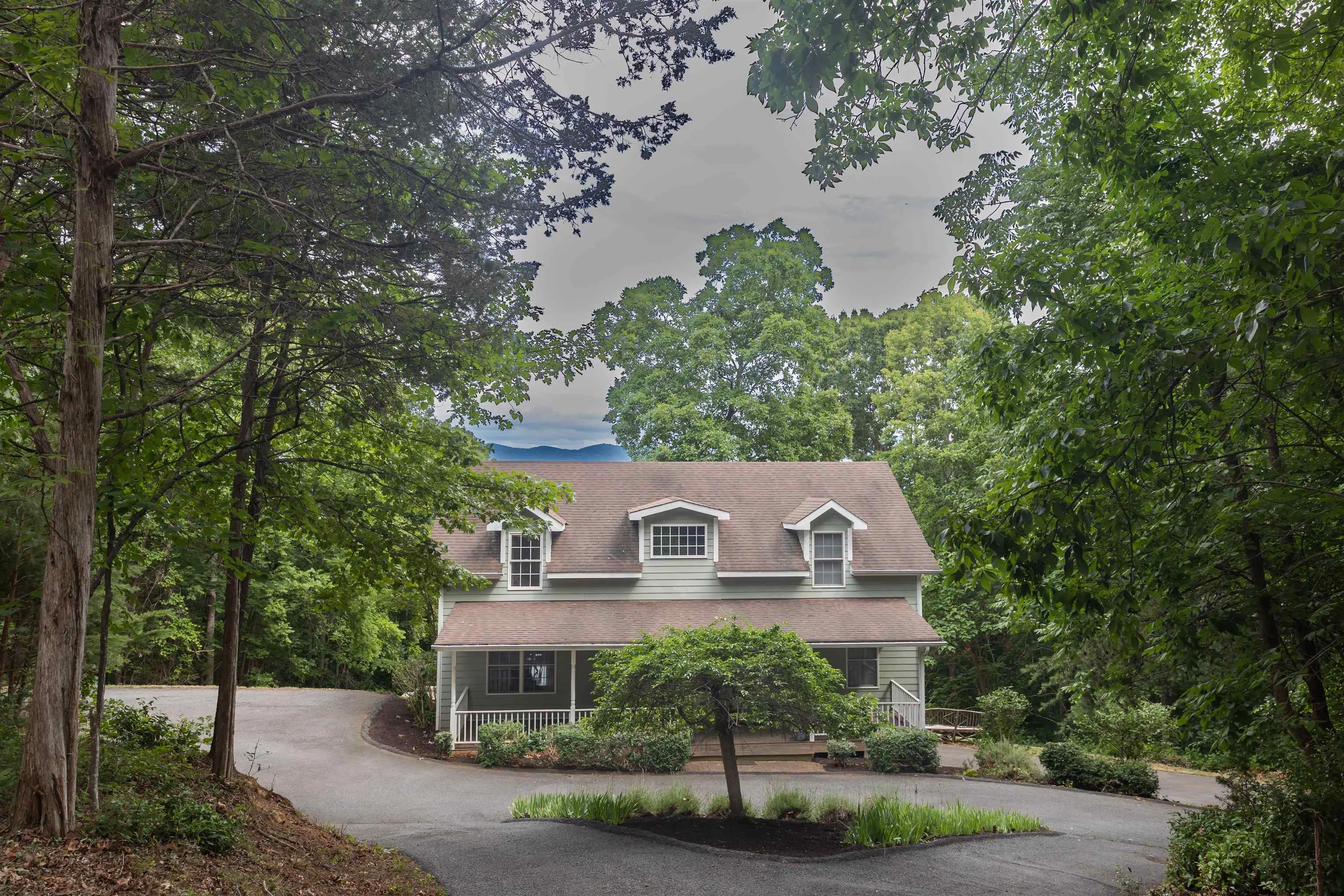 280 Dogwood Rise
