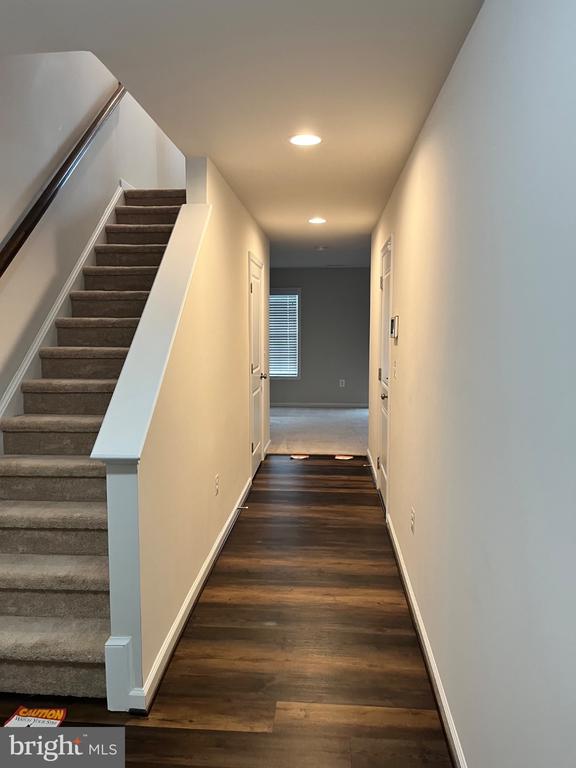 12103 BOWLING FARM CT