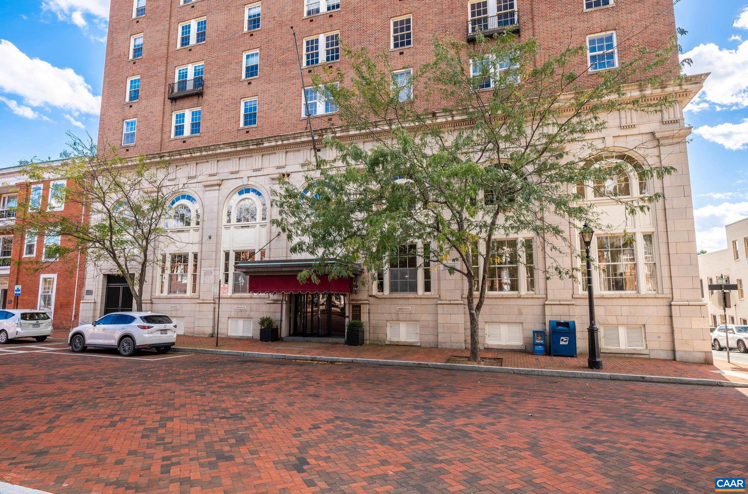 500 COURT SQ 706