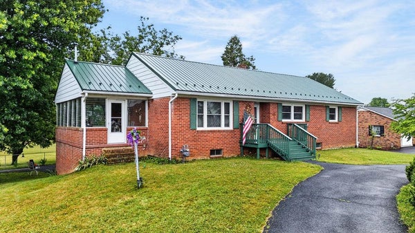 164 TINKLING SPRING RD, FISHERSVILLE, VA 22939 - Image b962792cd8dedd5d321d2e0865dde86b/1122760259