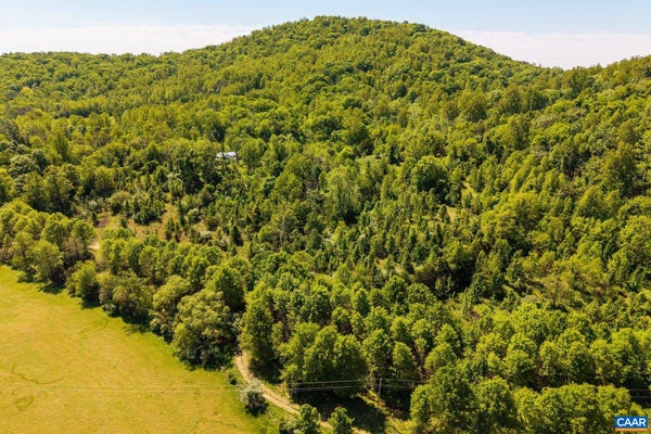 2255 BOONESVILLE RD, DYKE, VA 22935 - Image b9bcf2196b2ee8db5092b06e6e0d0ec6/561299521