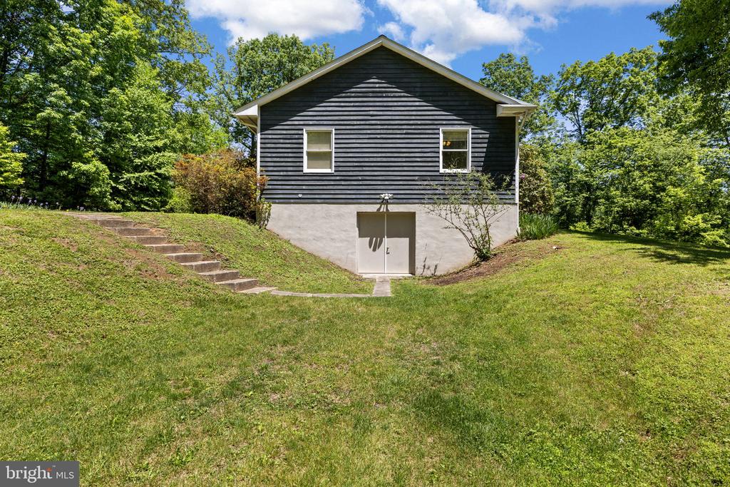 105 SWINDLER HOLLOW RD
