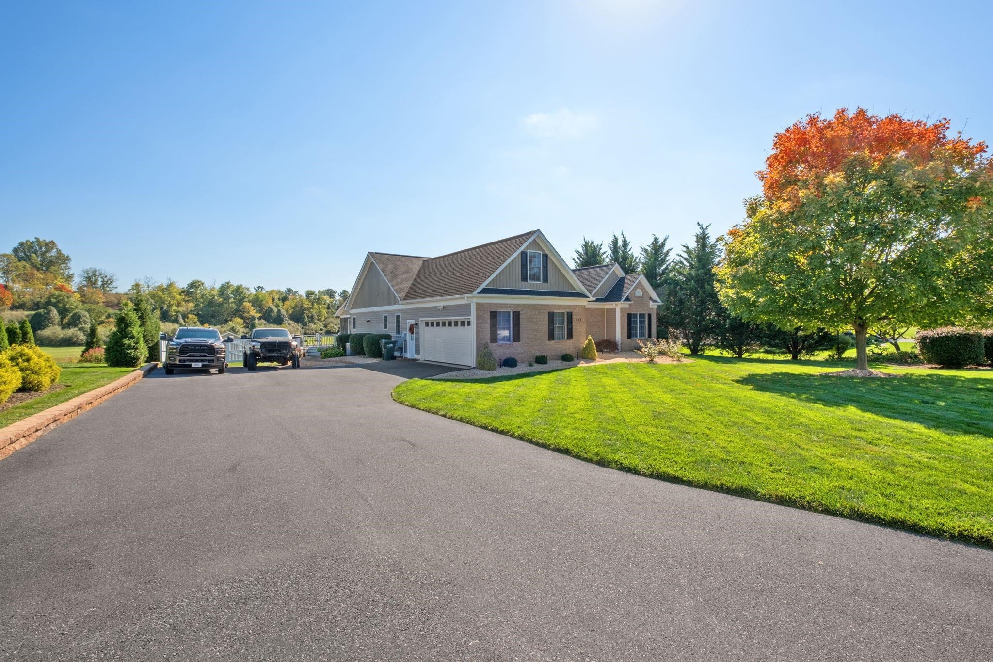 304 GRAY DR