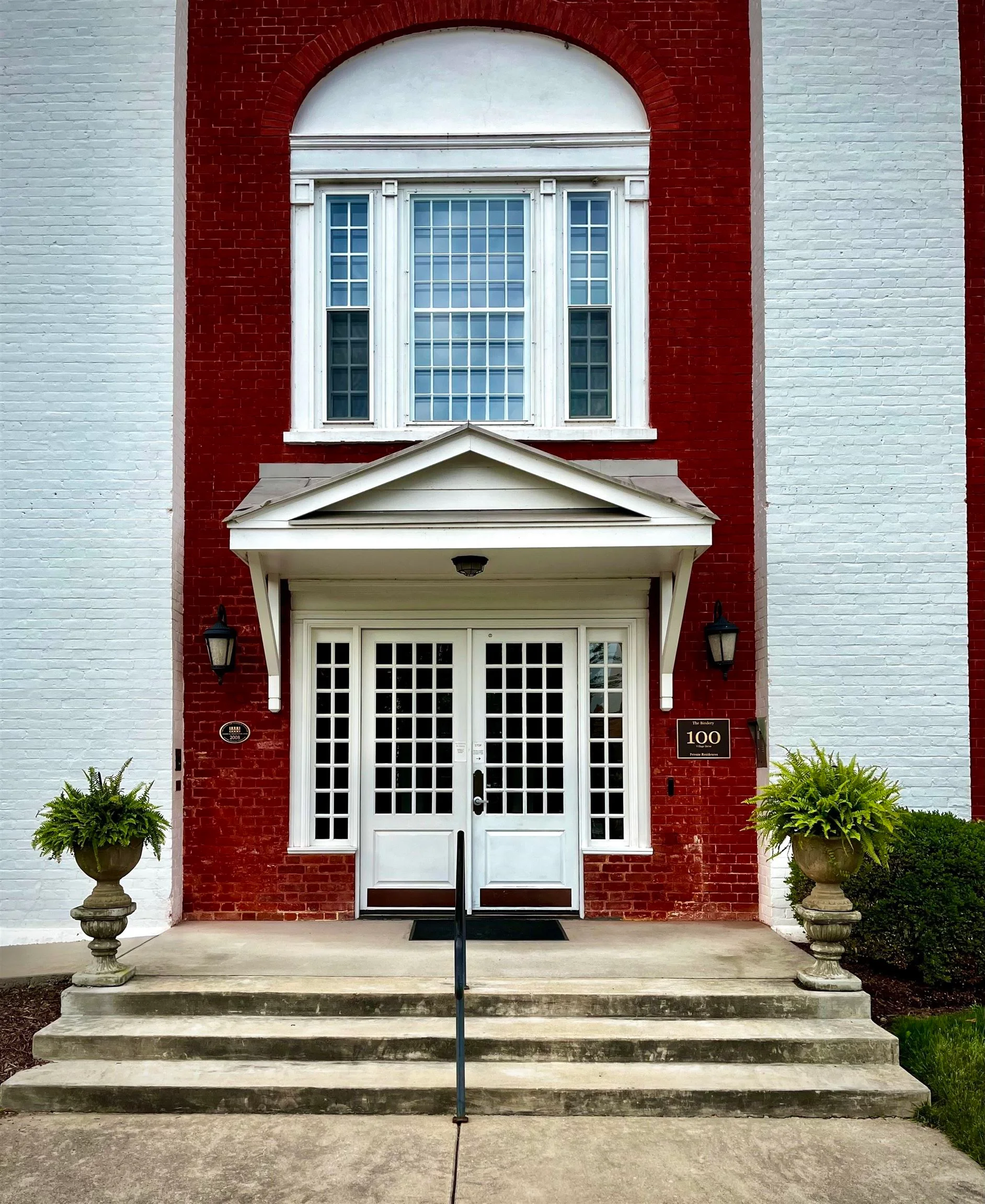 100 Village Dr Unit 401