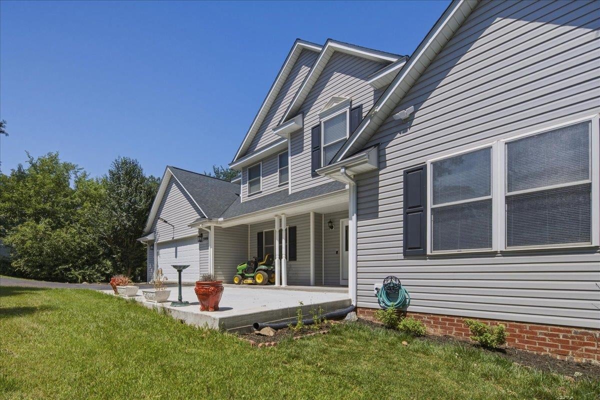3986 DIXIE RIDGE RUN RD