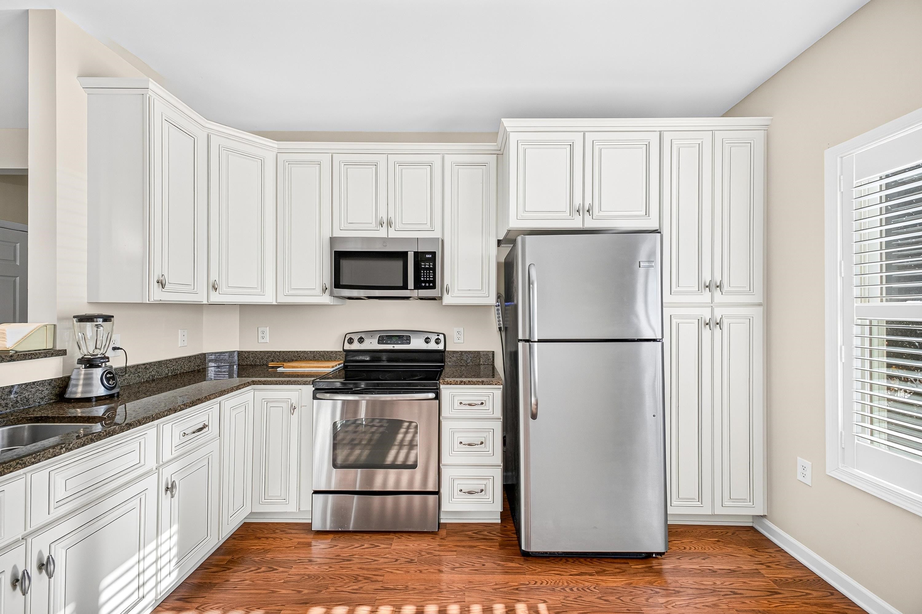 1290 CONSTITUTION CT 203