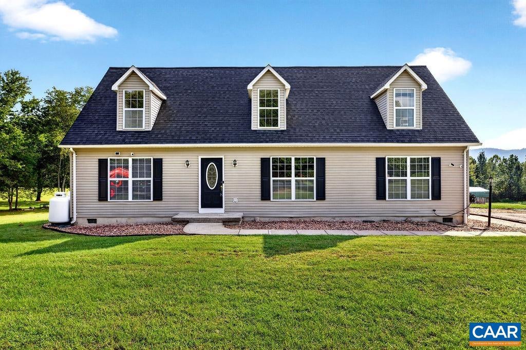 676-B ROCKFISH SCHOOL LN
