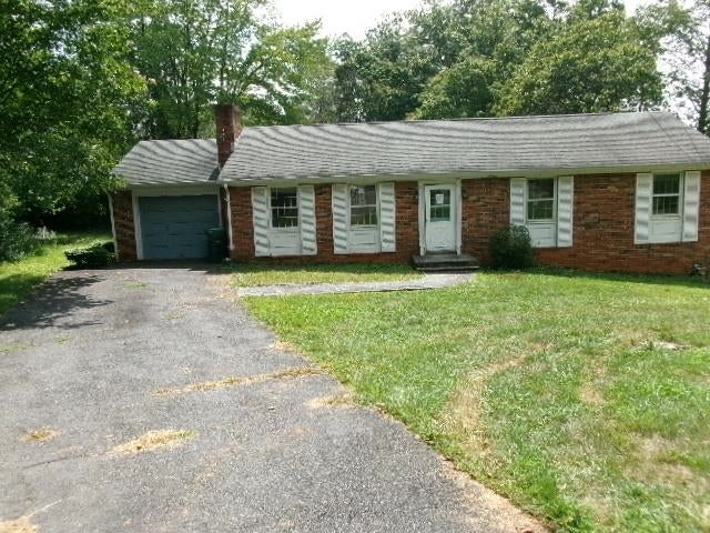 Photo of 110 Kerry Ln, Charlottesville, VA 22901 (MLS # 681734)