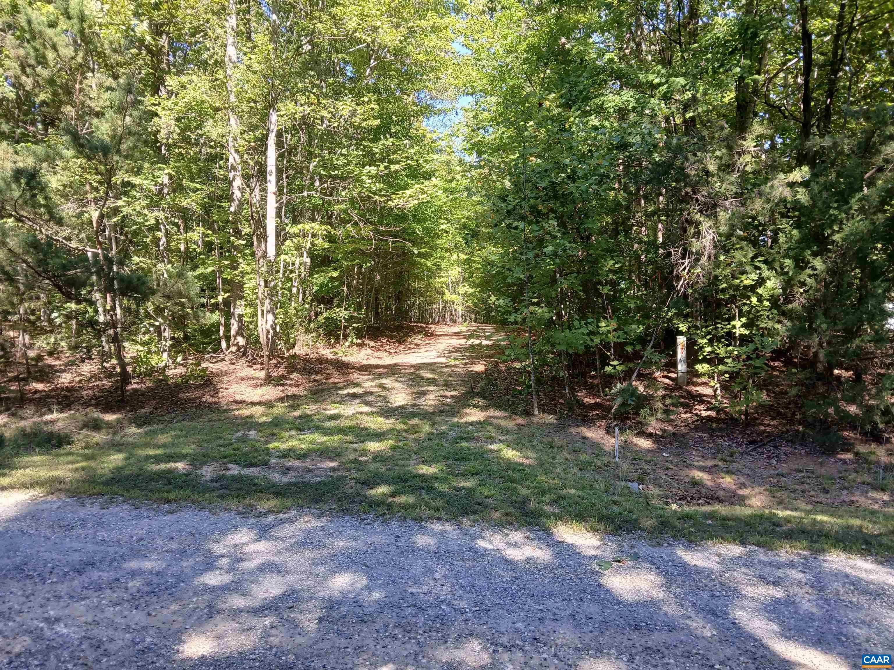 22 Piney Mountain Ln