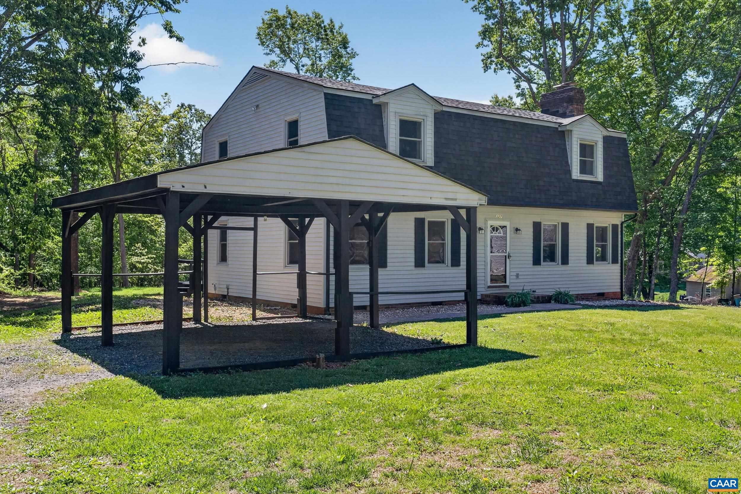 227 OAKLAND DR