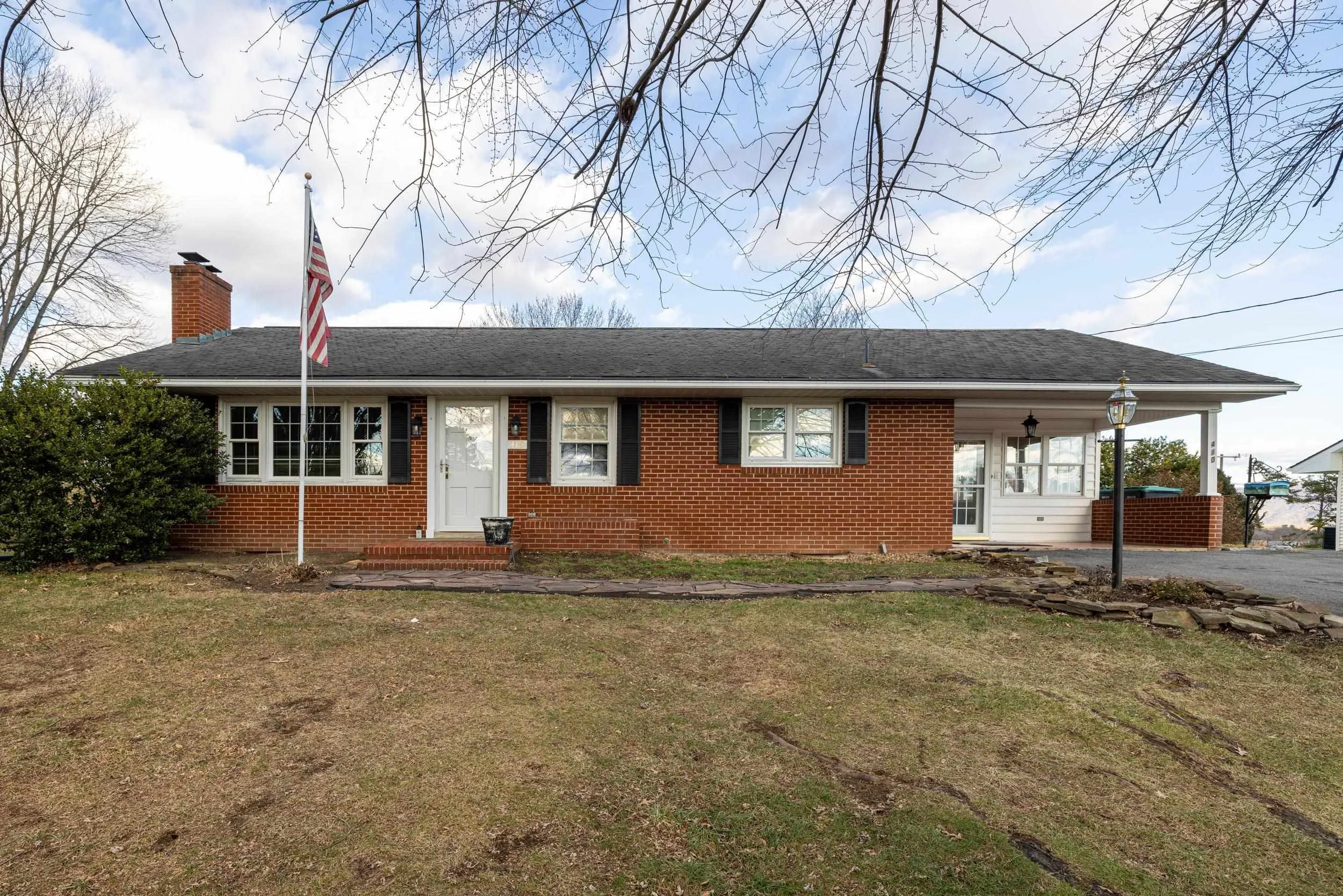 410 North St W, Woodstock, VA, 22664