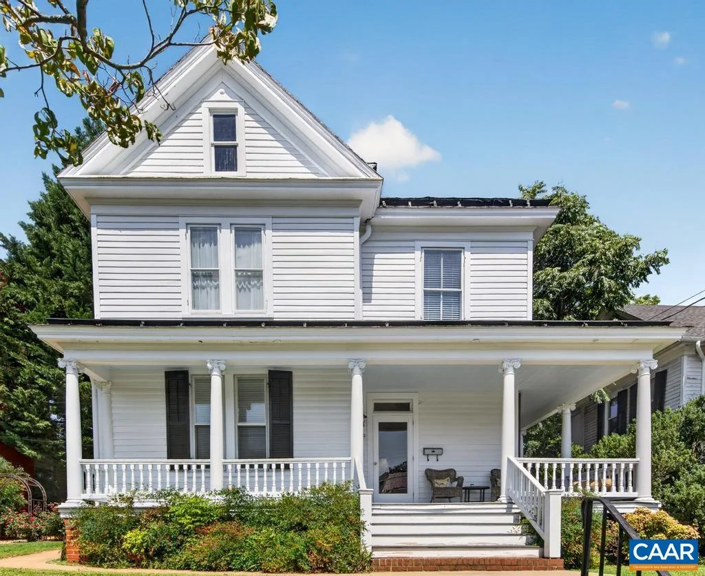 189 Main St W