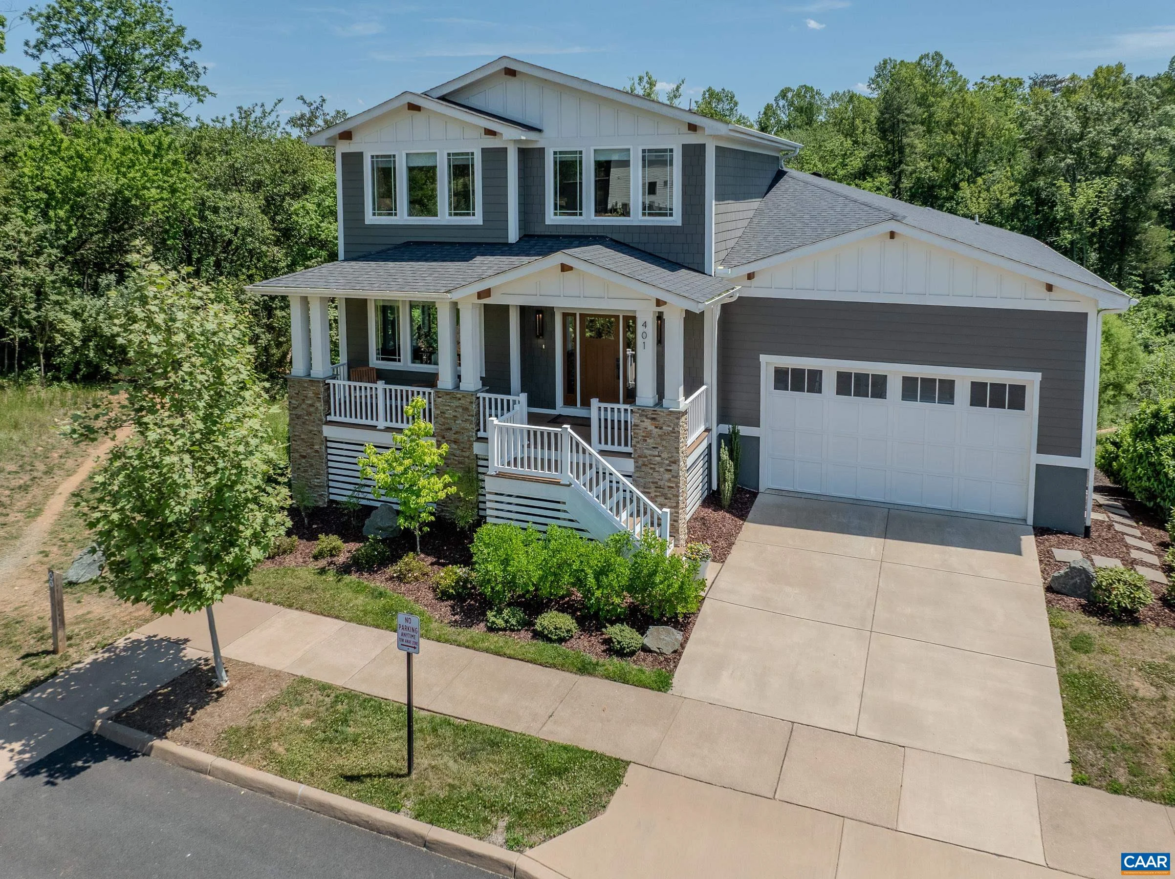 401 Lochlyn Hill Dr