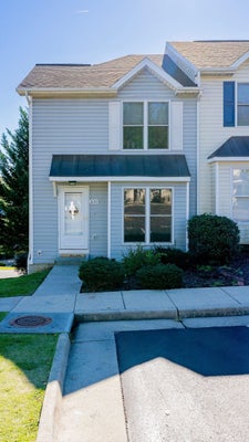 820 CAMELOT LN, HARRISONBURG, VA 22801 - Image c2e34085ce204309fb35899c7563dd65/642906823