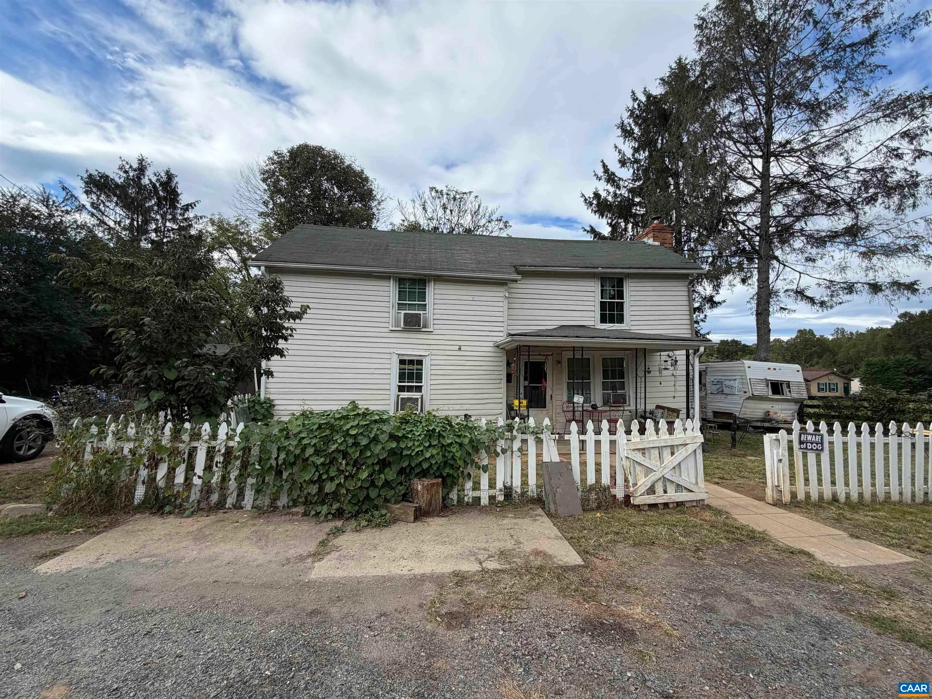 5072 Green Creek Rd