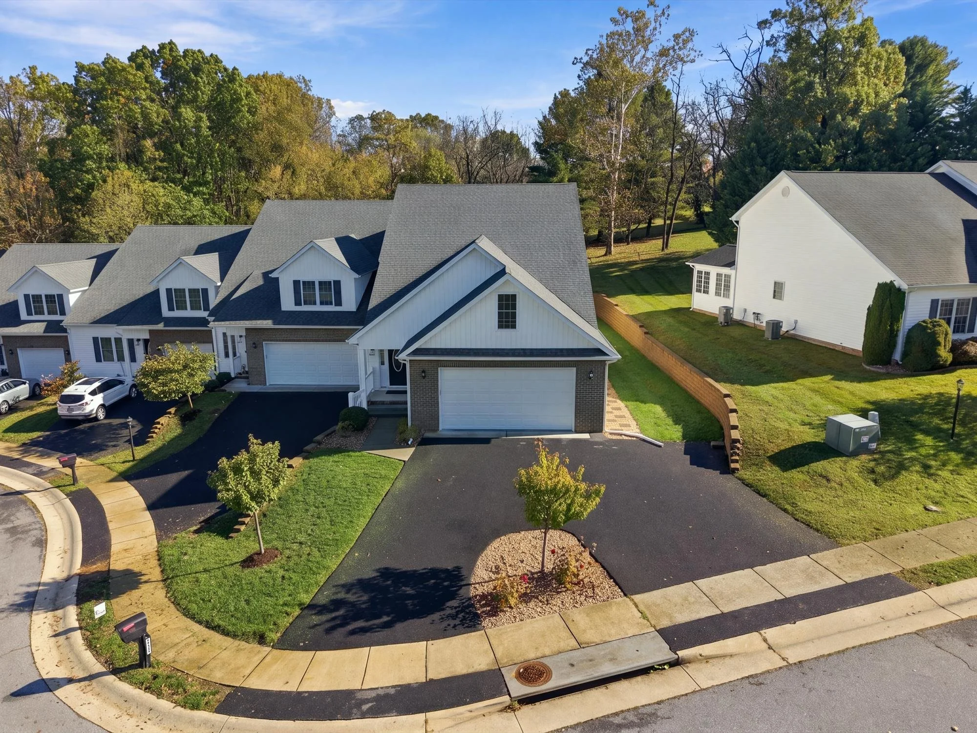 418 Collinswood Dr