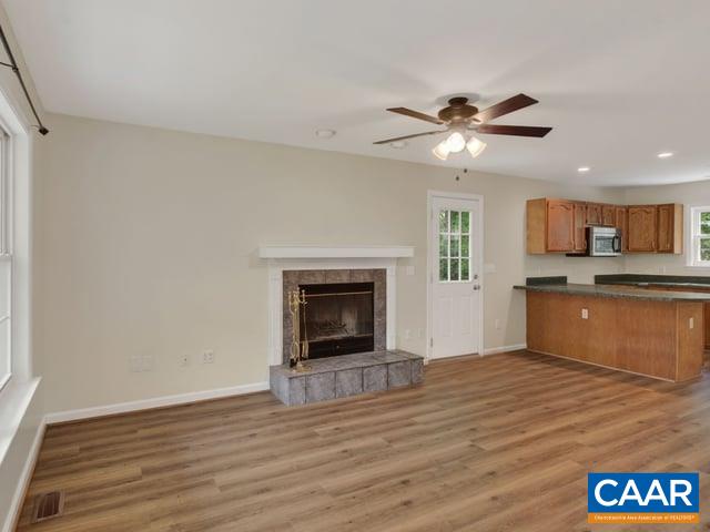 259 SPRING OAKS LN