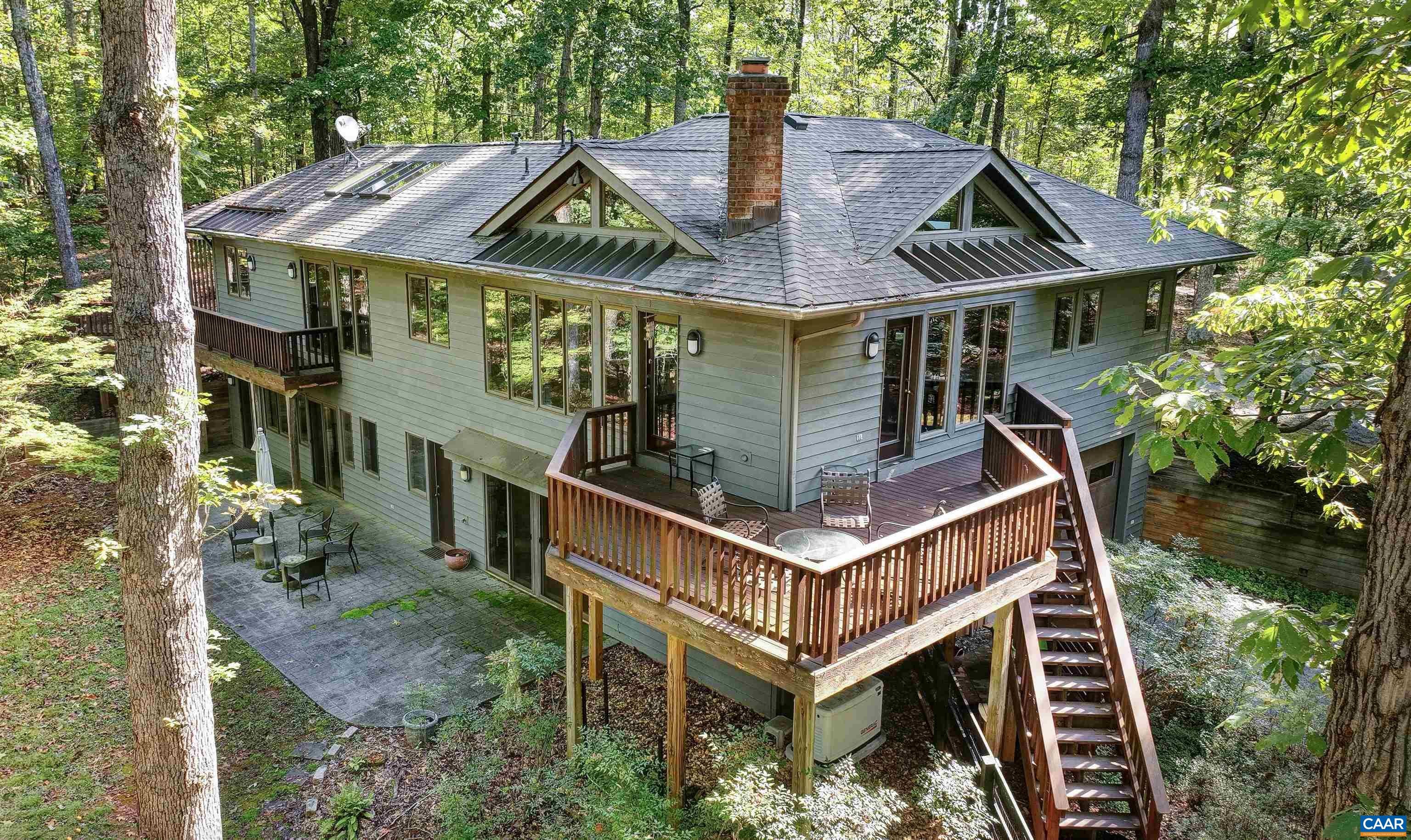 2944 LONESOME MOUNTAIN RD