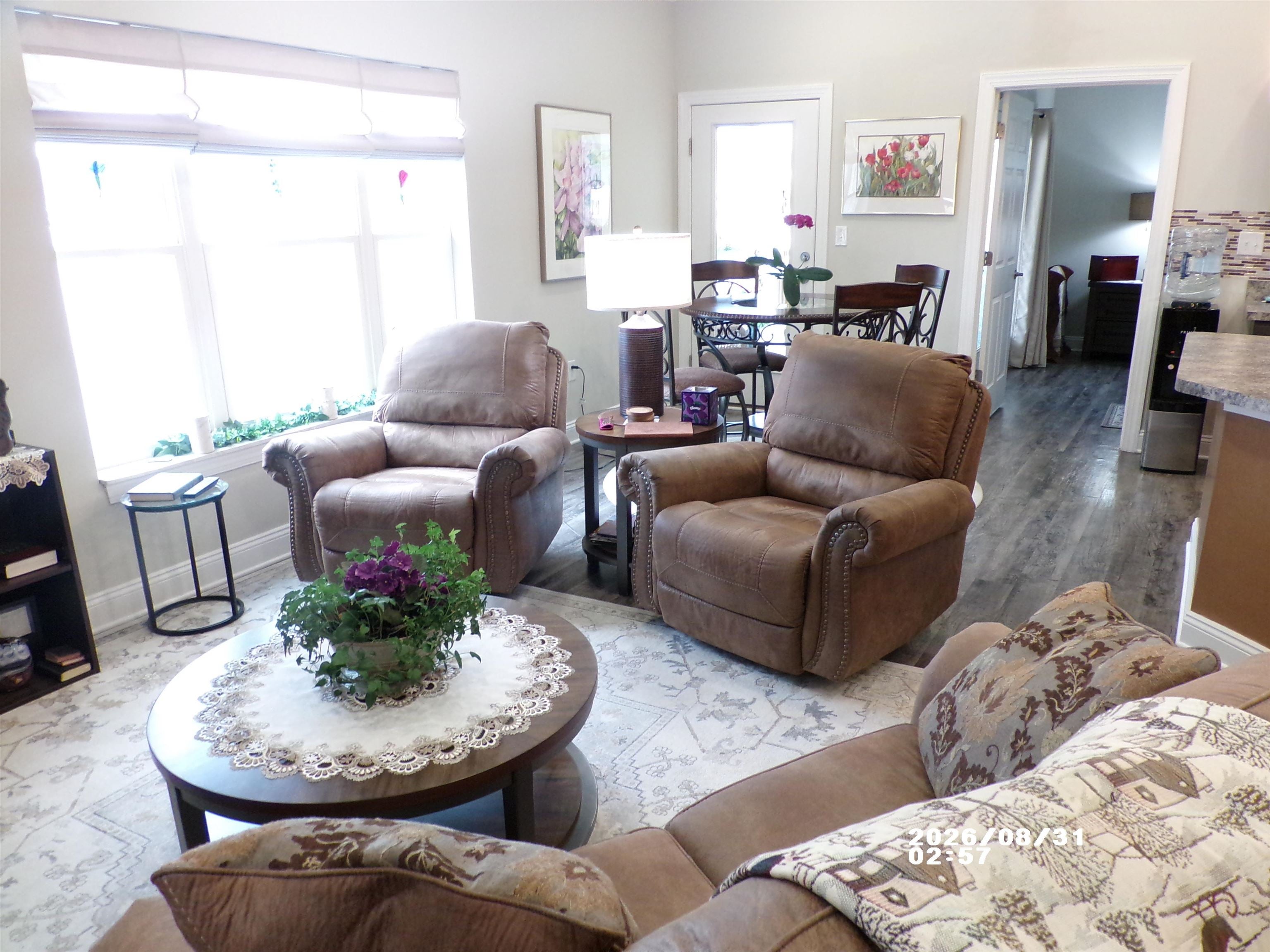 31 GABLES EAST WAY 401