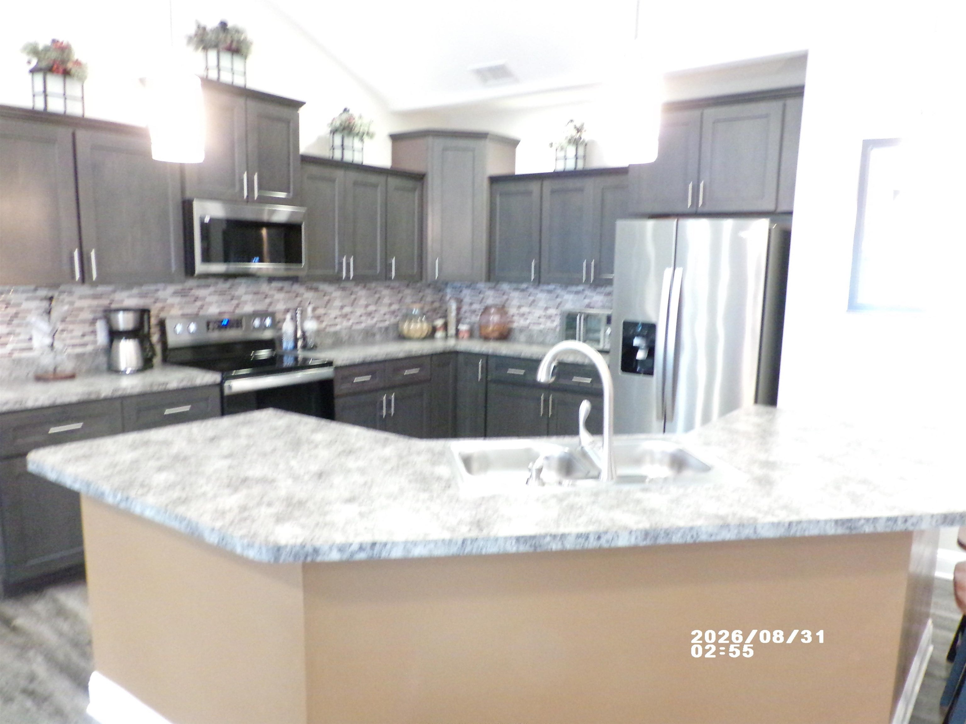 31 GABLES EAST WAY 401