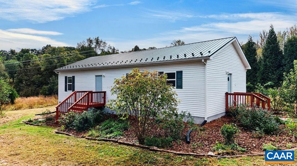 1238 TYE BROOK HWY