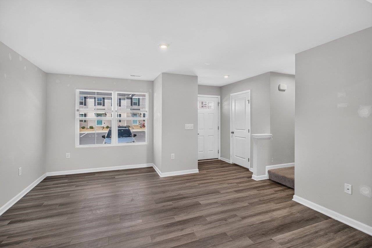 772 CARSON CIR