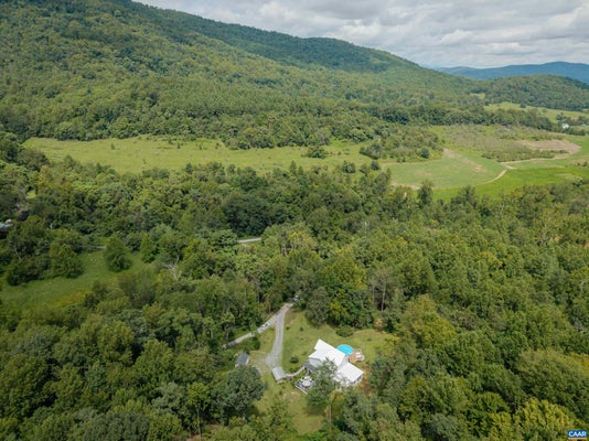 5860 BEARWOOD RD, CROZET, VA 22932 - Image ca292f3b17cddde1409fb4bd28ca00d8/986773291