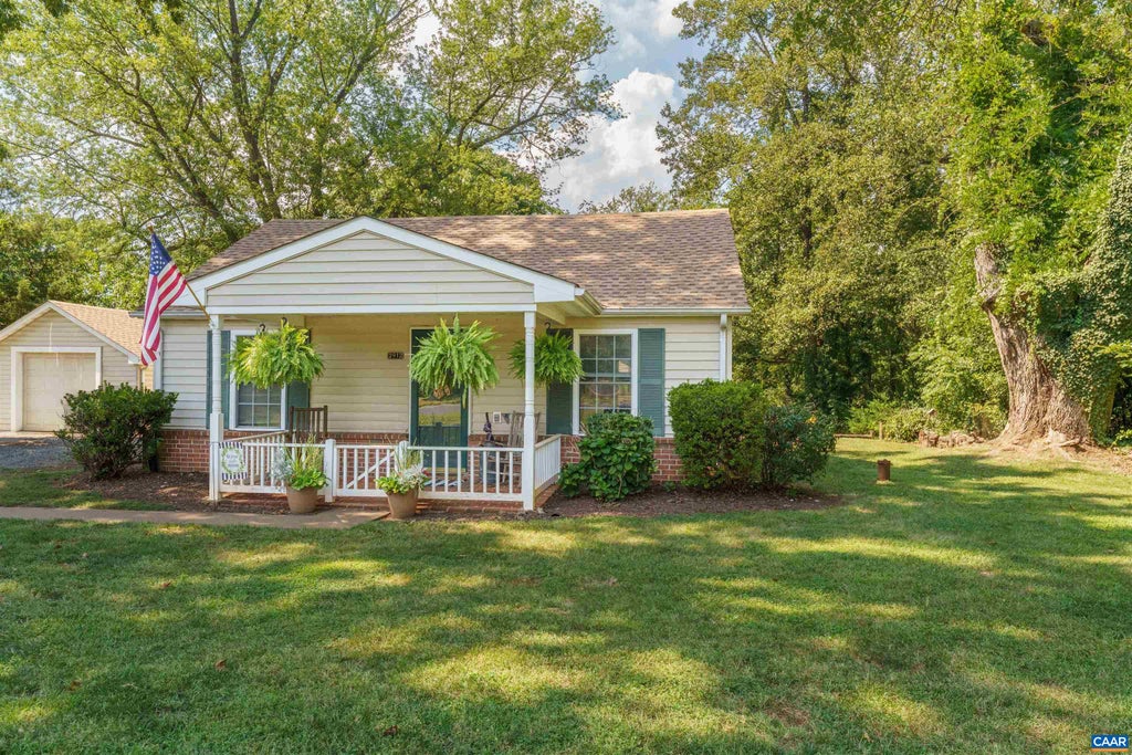 Photo of 2912 Scottsville Rd, Charlottesville, VA 22902 (MLS # 681723)