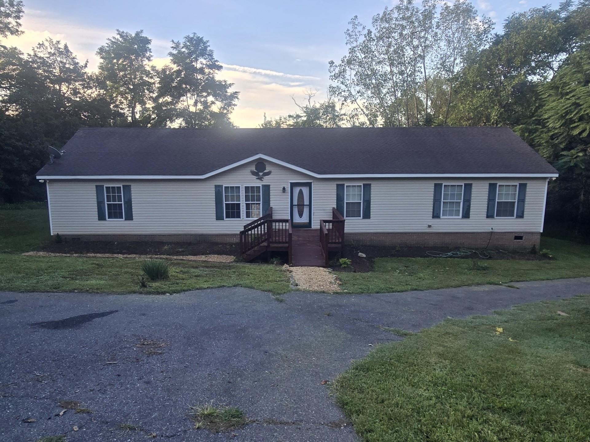 1074 TRINITY CHURCH RD