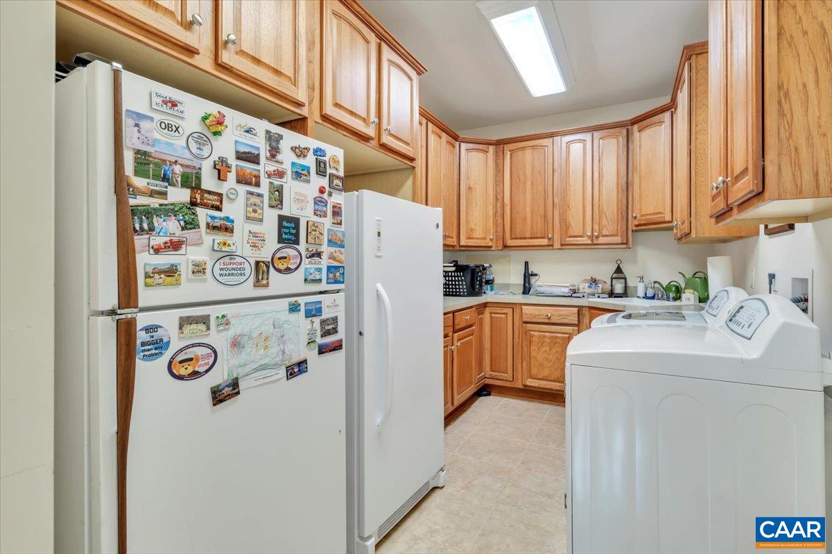 Goode, Virginia 24556, United States, 4 Bedrooms Bedrooms, ,5 BathroomsBathrooms,Residential,Active,137918