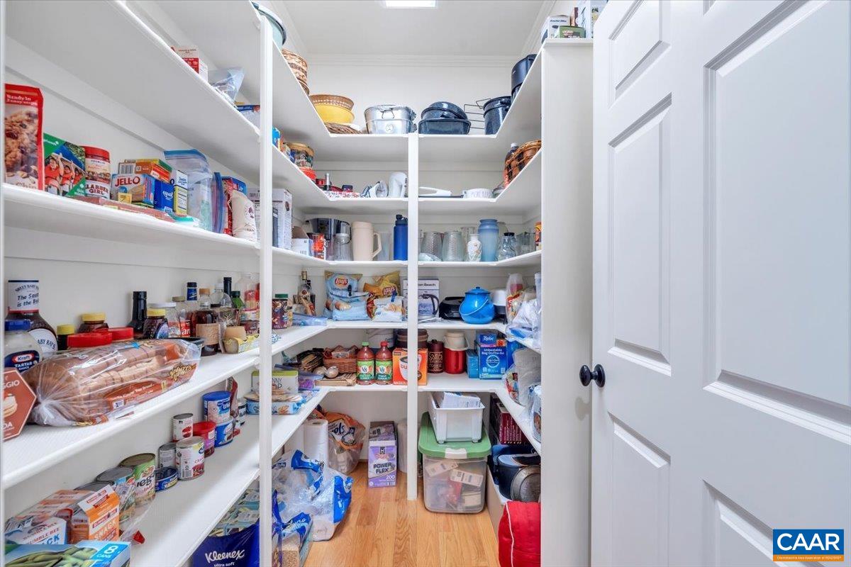 Goode, Virginia 24556, United States, 4 Bedrooms Bedrooms, ,5 BathroomsBathrooms,Residential,Active,137918