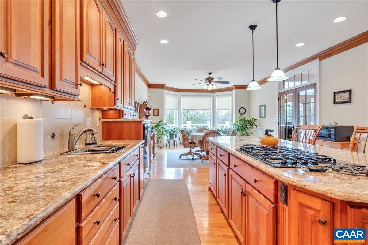 Goode, Virginia 24556, United States, 4 Bedrooms Bedrooms, ,5 BathroomsBathrooms,Residential,Active,137918