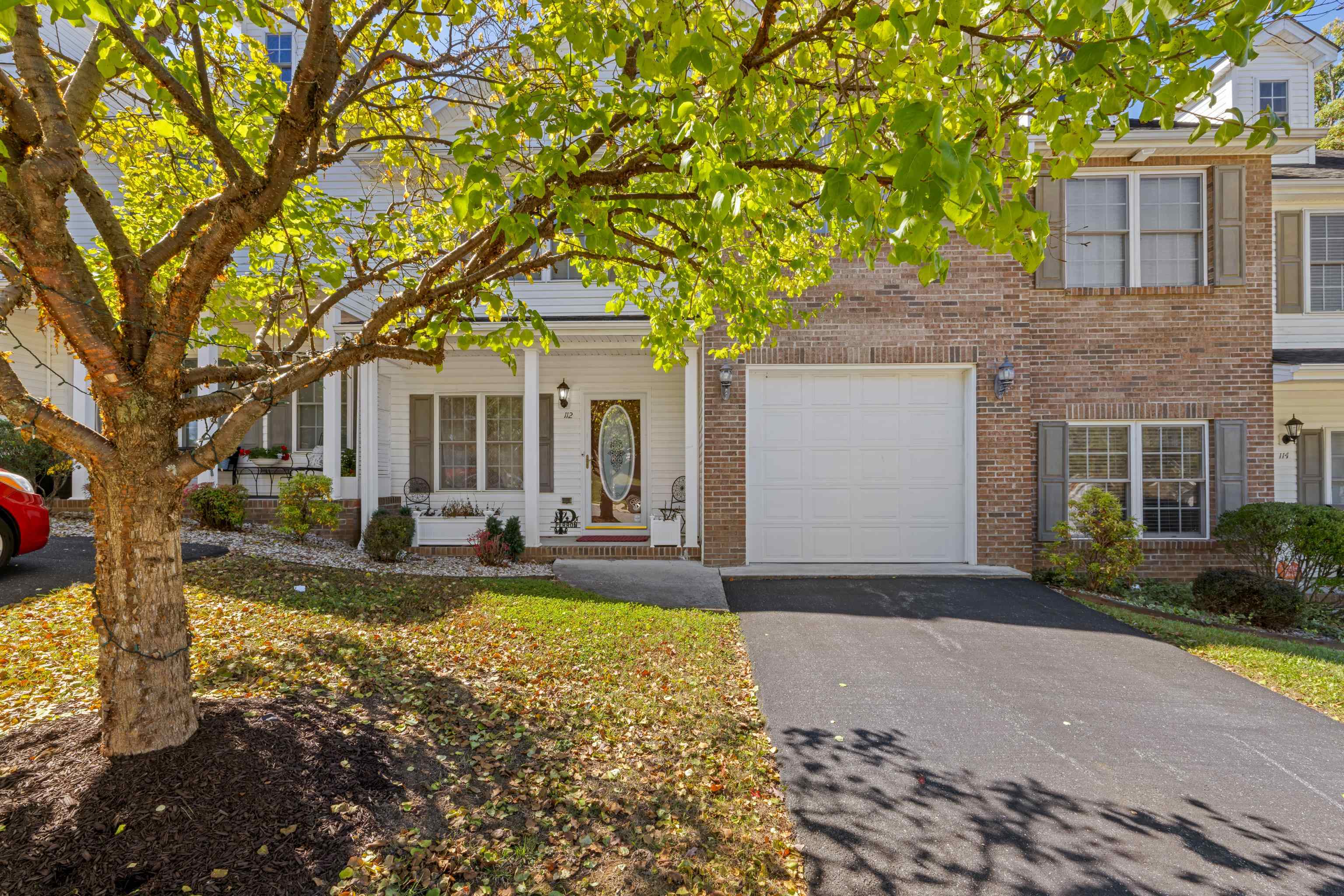 112 COLLINSWOOD DR