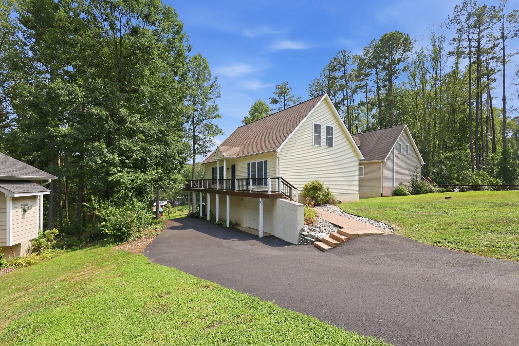 3359 Fisherman Way