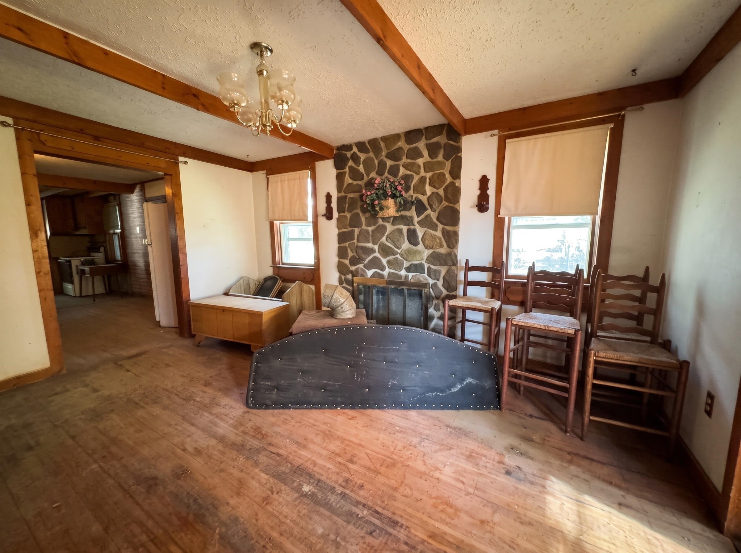 21 SUGAR LOAF RD