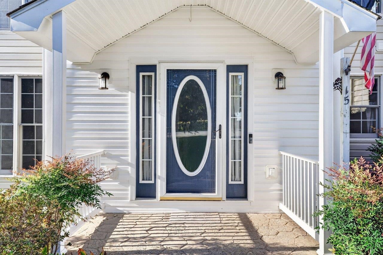 15 MARIE CT