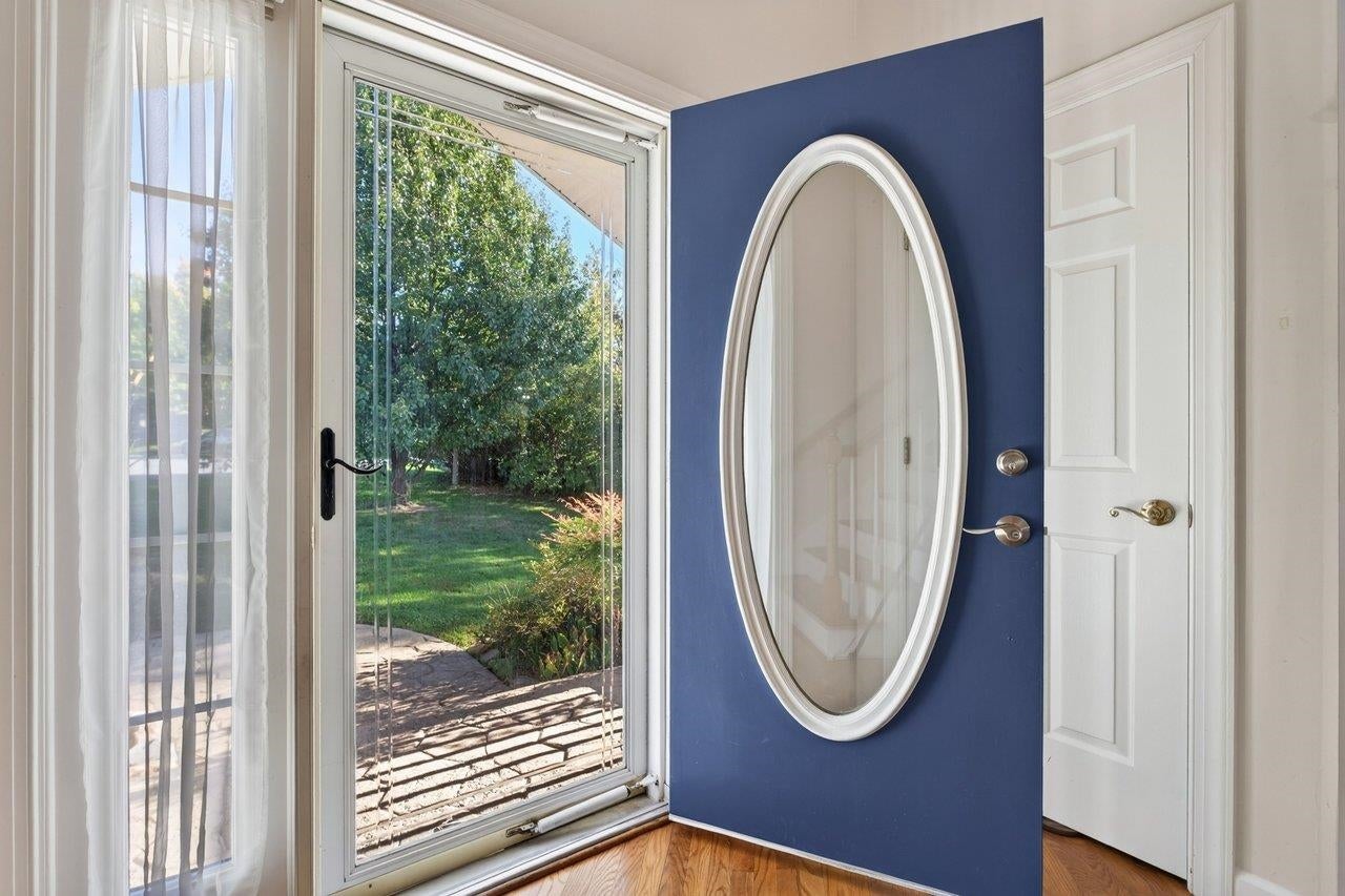 15 MARIE CT