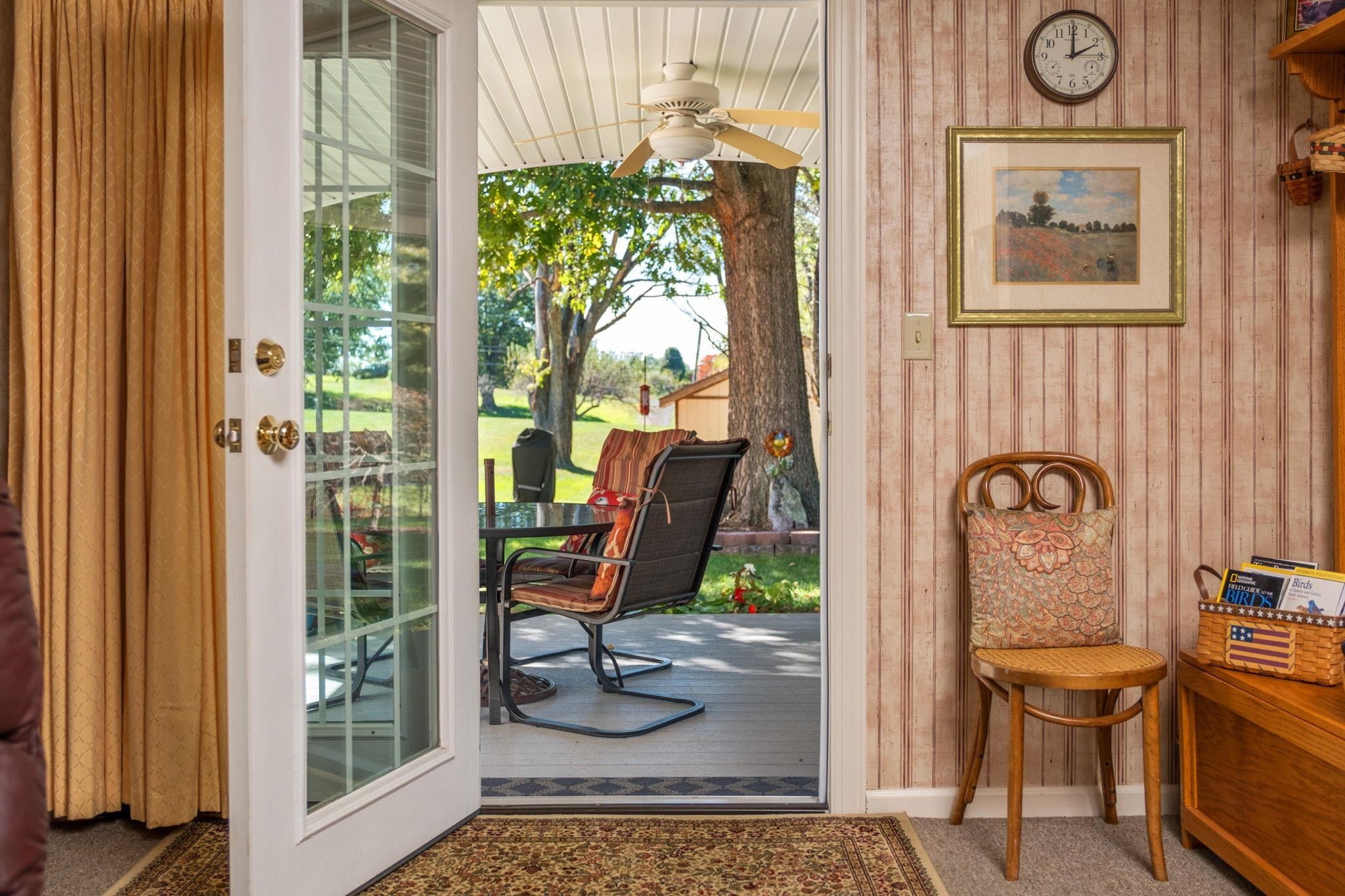 87 SUNSET DR