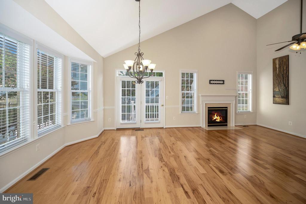 Fredericksburg, Virginia 22407, United States, 4 Bedrooms Bedrooms, ,4 BathroomsBathrooms,Residential,Active,223829