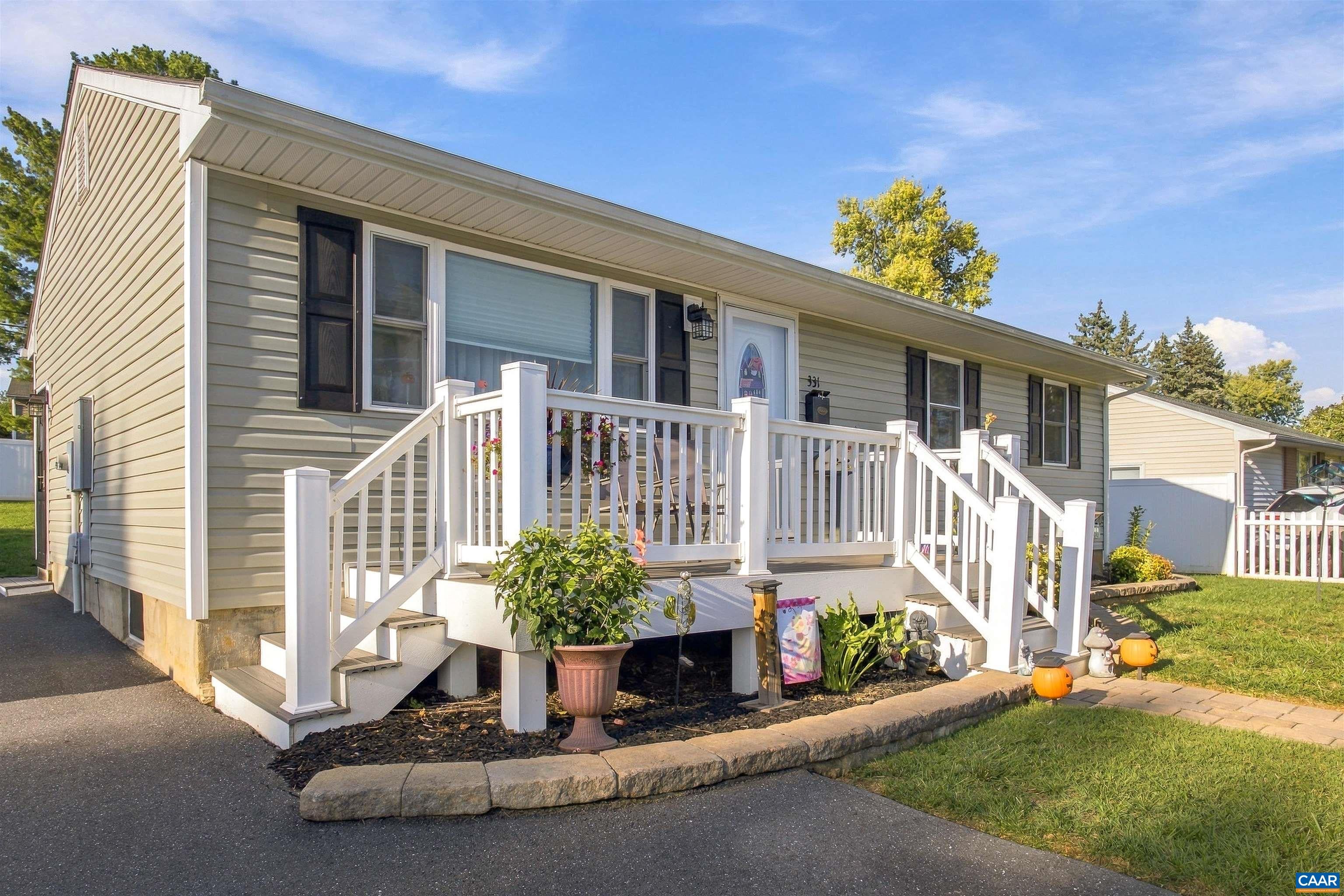 331 LINK RD